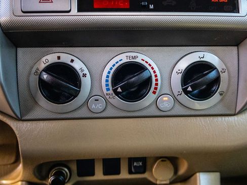 Used 2010 Toyota Tacoma 2WD Access Cab image 31