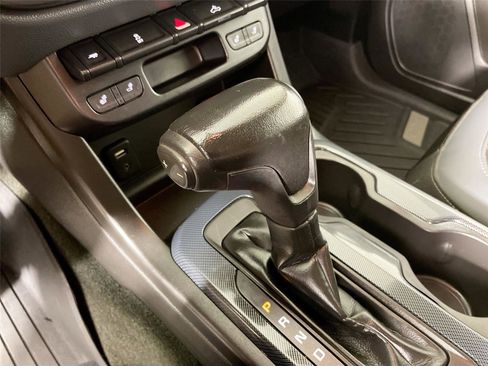 Used 2018 Chevrolet Colorado Z71 AWD/4WD image 15