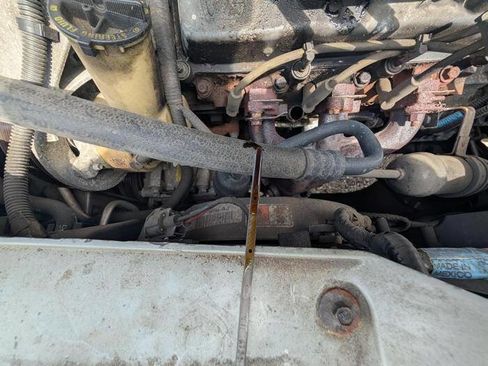Used 2005 Ford Taurus SE FWD image 38