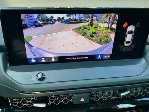 Used 2023 Honda Accord EX-L image 37