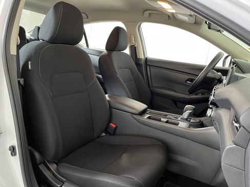 Used 2025 Nissan Sentra S image 23