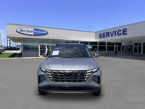 Used 2024 Hyundai Tucson Limited AWD/4WD image 3