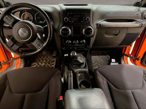 Used 2013 Jeep Wrangler Sport AWD/4WD image 17