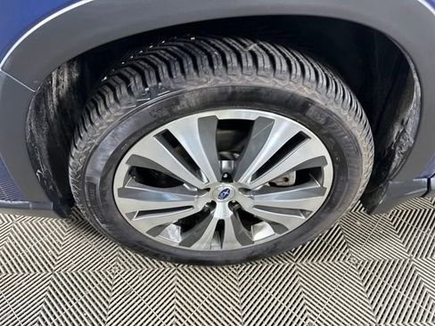 Used 2019 Subaru Ascent Touring w/ Popular Package #2 image 10
