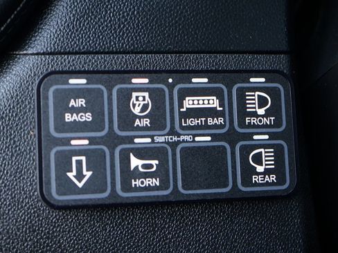 Used 2021 Chevrolet Silverado 3500 LTZ w/ LTZ Premium Package image 22