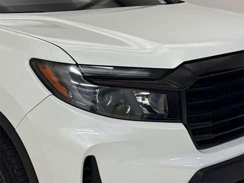 Certified 2022 Honda Ridgeline Black Edition image 5