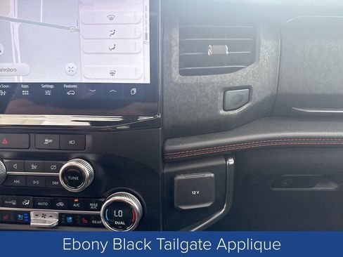Used 2023 Ford Expedition Limited RWD image 24