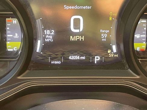 Used 2024 Jeep Wrangler Unlimited Rubicon 4xe image 25