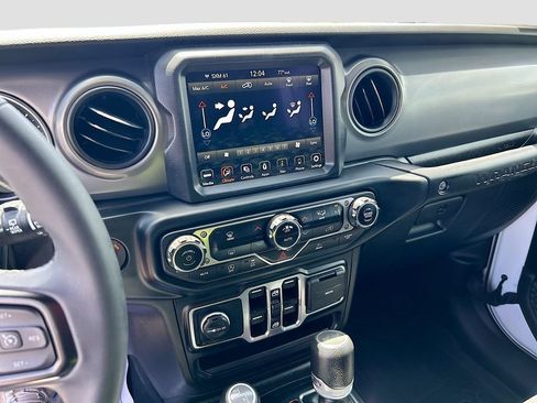 Used 2023 Jeep Wrangler Unlimited Sport AWD/4WD image 14