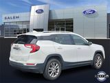 Used 2023 GMC Terrain SLT image 3