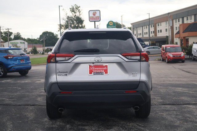 Used 2025 Toyota RAV4 XLE w/ Weather Package AWD/4WD image 5