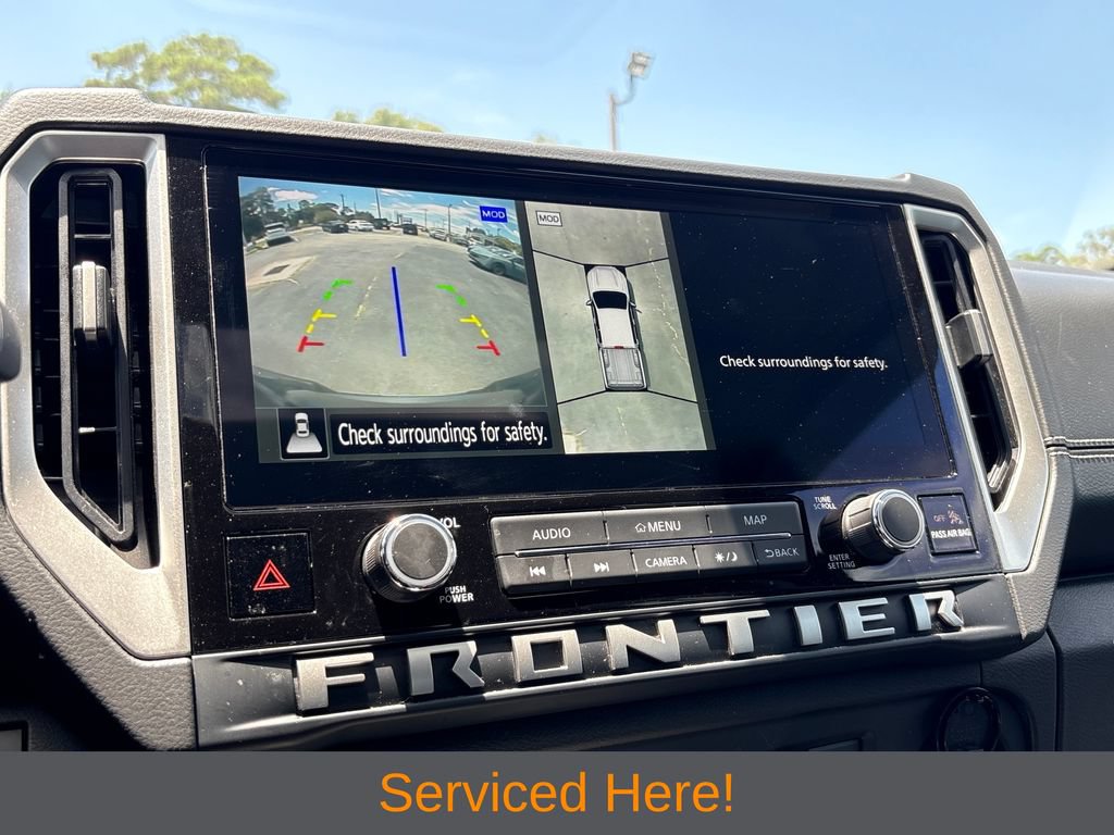 Used 2025 Nissan Frontier SL RWD image 16