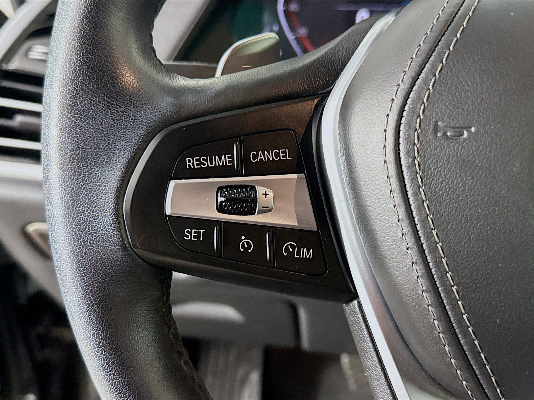Used 2023 BMW X5 sDrive40i w/ Premium Package RWD image 14