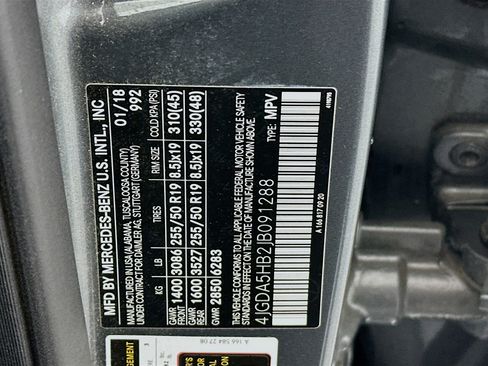 Used 2018 Mercedes-Benz GLE 350 4MATIC image 12