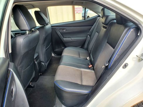 Used 2017 Toyota Corolla SE FWD image 25