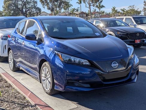 Used 2023 Nissan Leaf S image 23