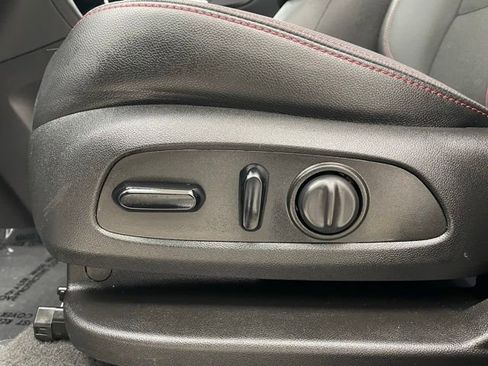 Used 2024 Chevrolet Equinox RS AWD/4WD image 11