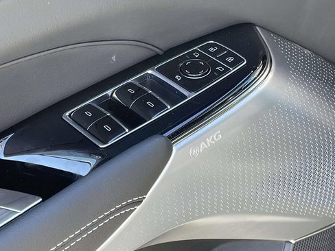 New 2026 Cadillac Lyriq Premium Luxury AWD/4WD image 17