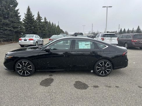 New 2026 Honda Accord Touring image 5