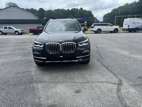 Used 2019 BMW X5 xDrive40i w/ Convenience Package AWD/4WD image 2