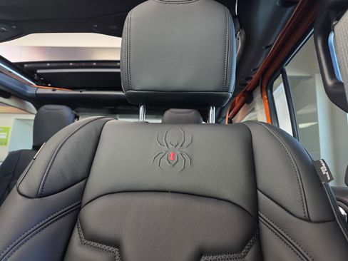 New 2025 Jeep Wrangler Unlimited Rubicon w/ Technology Group image 10