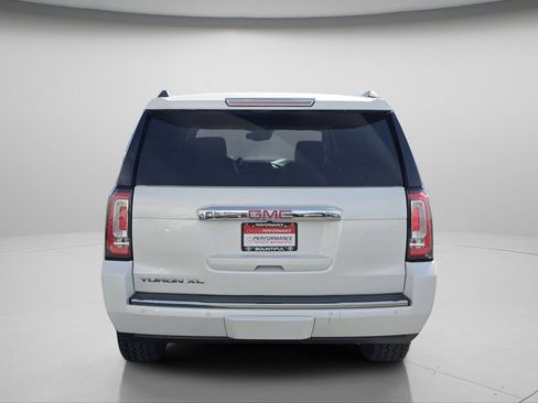 Used 2017 GMC Yukon XL Denali w/ Open Road Package AWD/4WD image 27