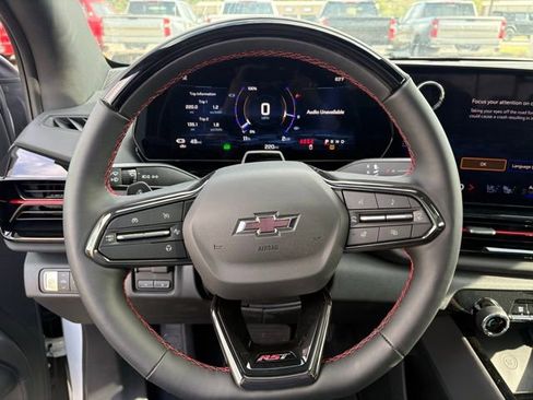 New 2024 Chevrolet Silverado EV RST image 20