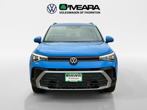 New 2025 Volkswagen Taos SE image 8