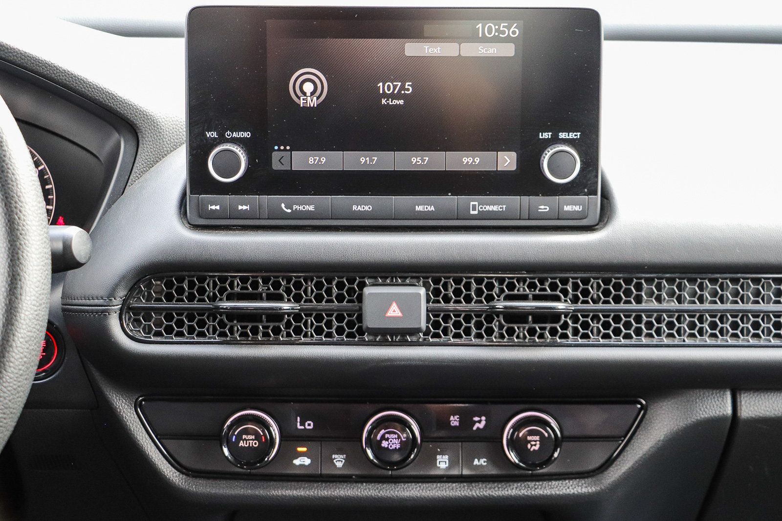 Used 2024 Honda HR-V LX image 14