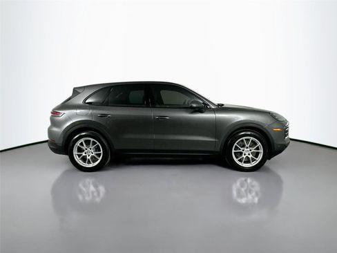 Certified 2026 Porsche Cayenne AWD/4WD image 8