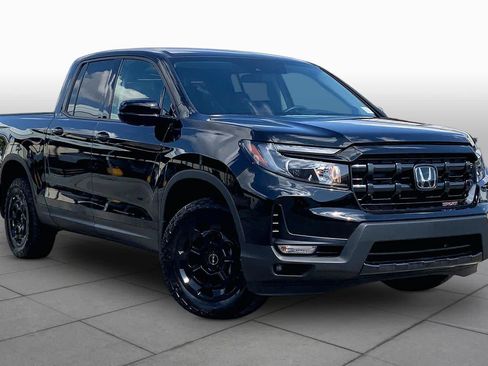 Used 2025 Honda Ridgeline Sport+ image 3