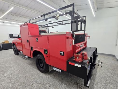 Used 2018 RAM 3500 Tradesman w/ Power & Remote Entry Group image 4