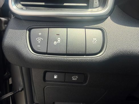 Used 2018 Kia Sorento EX FWD image 23