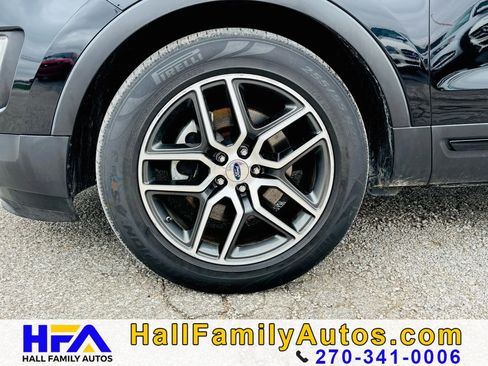 Used 2017 Ford Explorer Sport w/ Equipment Group 401A AWD/4WD image 46