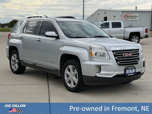 Used 2016 GMC Terrain SLT w/ Driver Alert Package I FWD image 2