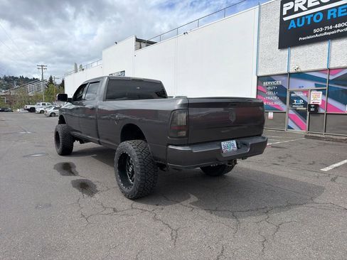 Used 2017 RAM 2500 Tradesman w/ Protection Group image 3