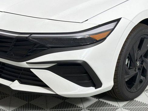 New 2026 Hyundai Elantra Sport FWD image 11