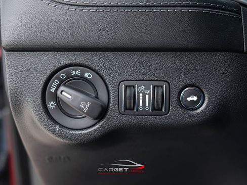 Used 2019 Dodge Charger Scat Pack w/ Technology Group image 36