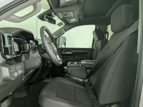 New 2026 GMC Sierra 2500 SLE w/ SLE Value Package; image 15