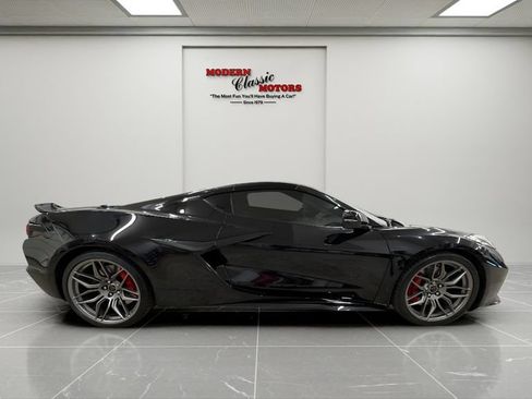 Used 2026 Chevrolet Corvette Z06 RWD image 8
