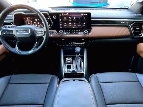 Used 2024 GMC Canyon AT4 w/ AT4 Premium Package image 15