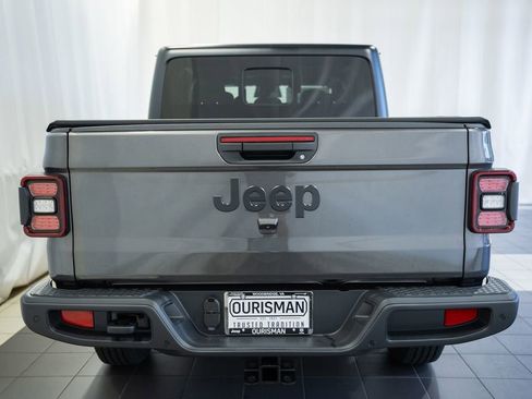 New 2026 Jeep Gladiator Sport AWD/4WD image 5