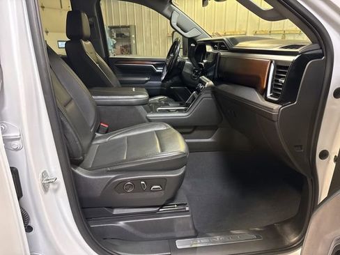 Used 2024 GMC Sierra 2500 Denali image 28