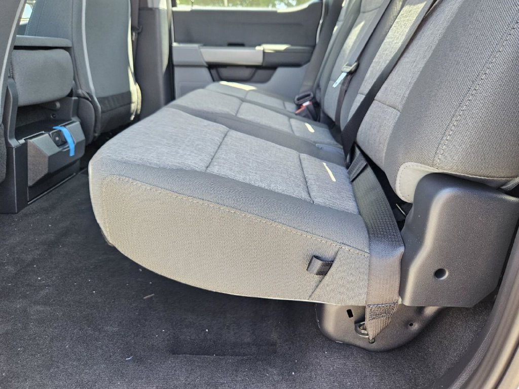 New 2026 Ford F250 XL w/ STX Appearance Package AWD/4WD image 13
