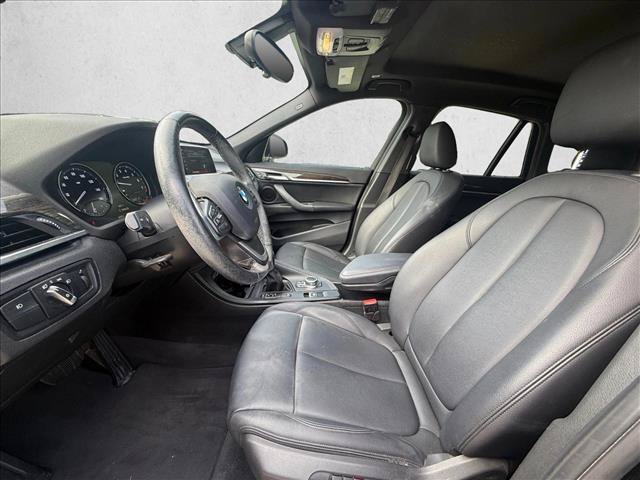 Used 2018 BMW X1 xDrive28i w/ Convenience Package AWD/4WD image 17