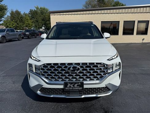 Used 2021 Hyundai Santa Fe SEL w/ Convenience + Premium Package AWD/4WD image 4