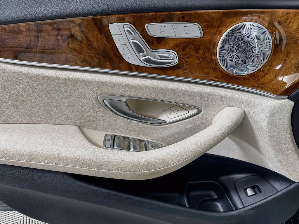 Used 2018 Mercedes-Benz E 300 4MATIC image 18