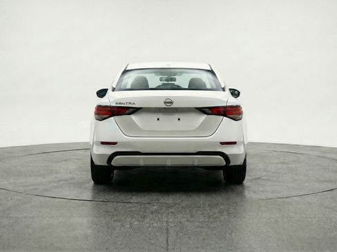 Used 2025 Nissan Sentra SV image 7