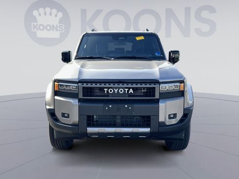 Used 2025 Toyota Land Cruiser image 10