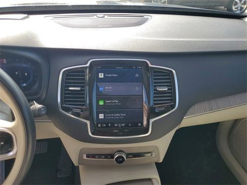 Used 2023 Volvo XC90 B5 Plus w/ Protection Package Premier image 21